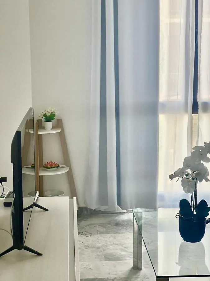Suite Alameda Center Malaga Apartment
